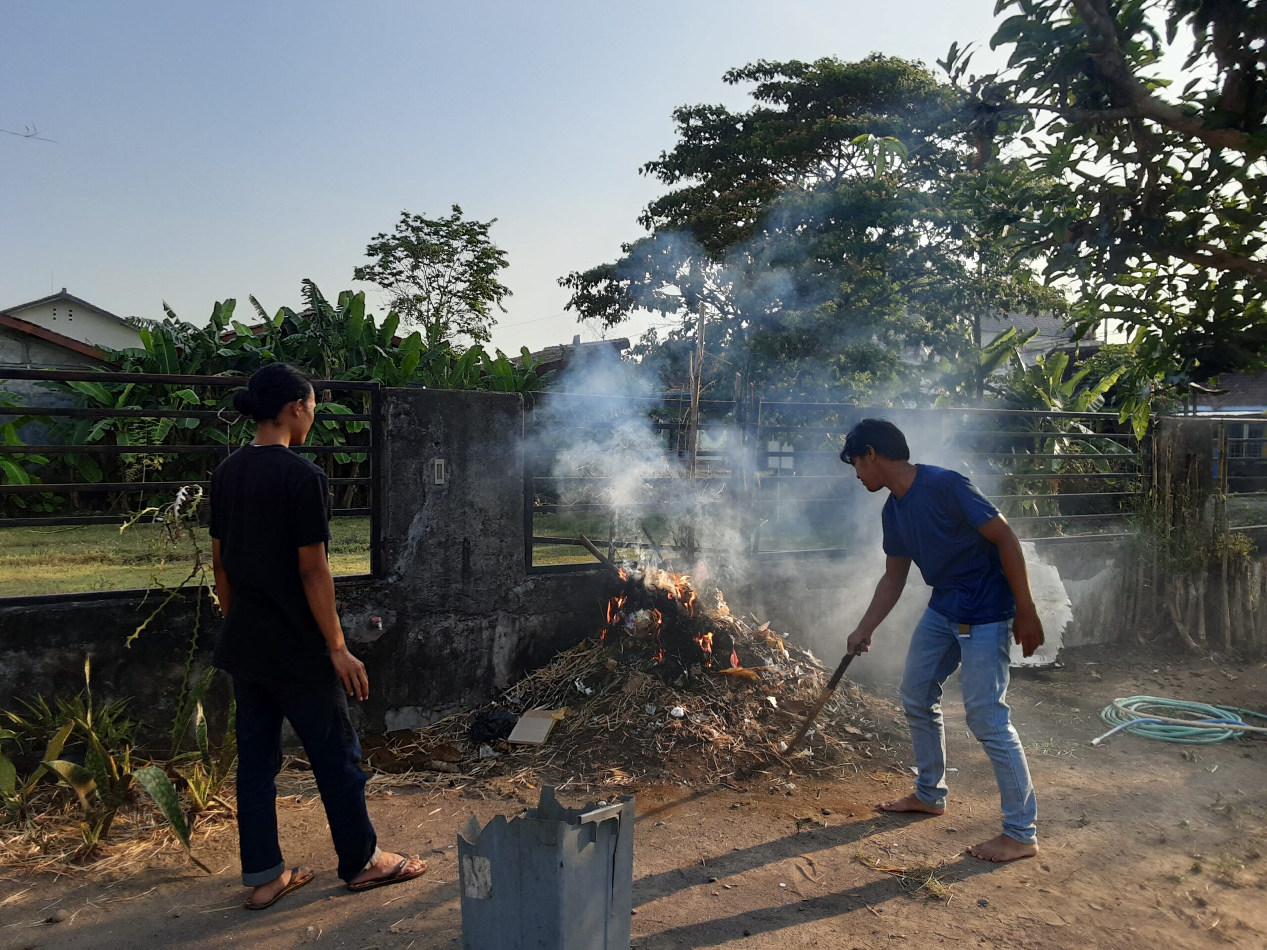 Mengenal Pengolahan Sampah Tradisional ala Desa